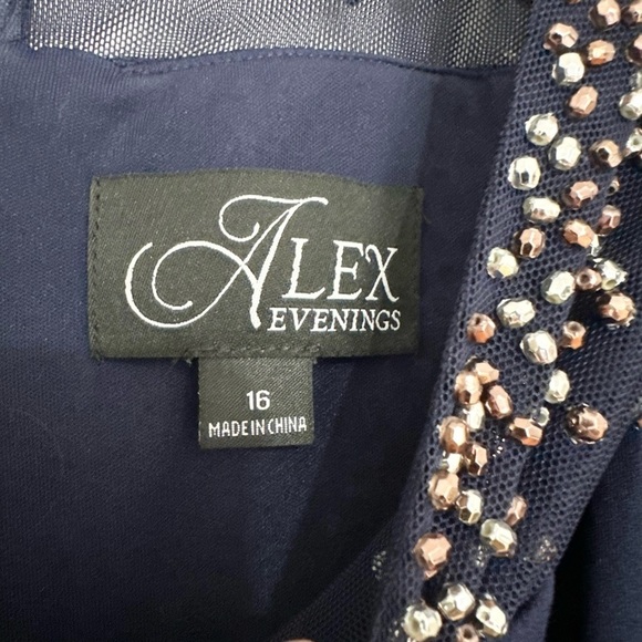 ALEX EVENINGS Stretch Crepe Beaded Illusion Round Neck 3/4 Bell Sleeve Dress - Picture 3 of 4